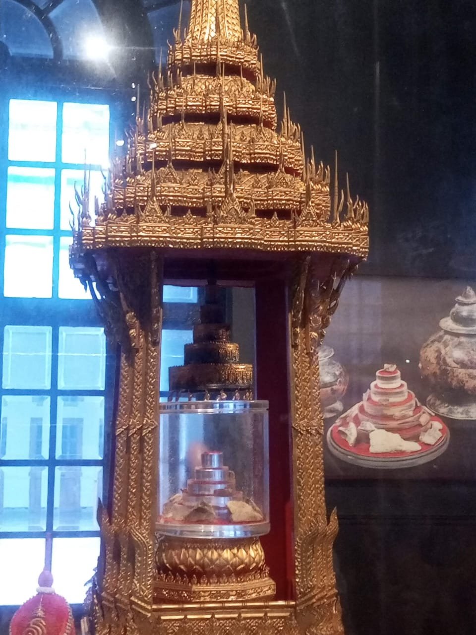 Sacred relics of the Buddha · India