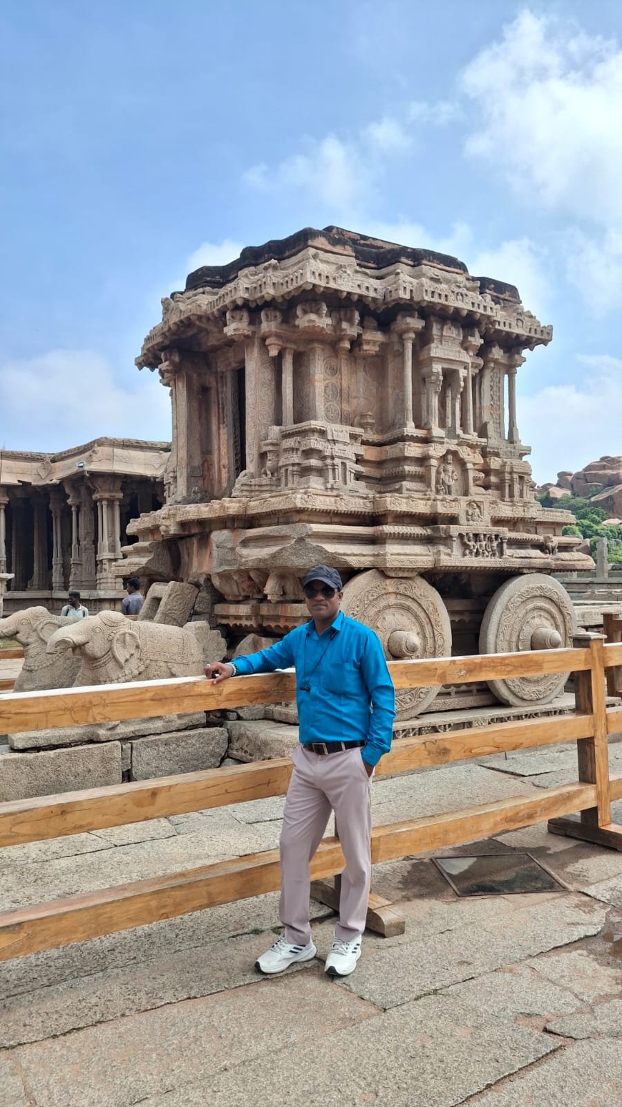 Stone Chariot, Vittala Temple · Hampi, Karnataka